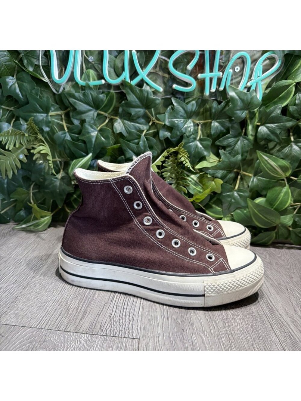 Converse Chuck Taylor All Star Hi Womens Size 8.5 Brown Athletic Shoes Sneakers